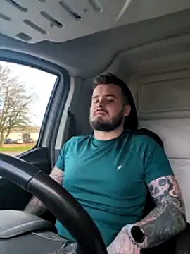 Snapshot of Brightspark22 chatting on March 10, 2026, 8:41 am Brightspark22 online show from March 10, 2026, 8:41 am