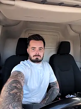 Snapshot of Brightspark22 chatting on April 7, 2026, 7:42 am Brightspark22 online show from April 7, 2026, 7:42 am