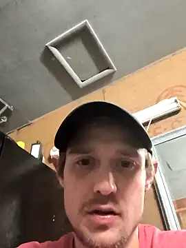 Snapshot of Midwestalpha chatting on January 16, 2025, 6:56 am Midwestalpha online show from January 16, 2025, 6:56 am