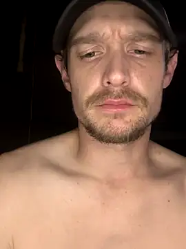 Snapshot of Midwestalpha chatting on November 10, 2025, 8:13 am Midwestalpha online show from November 10, 2025, 8:13 am