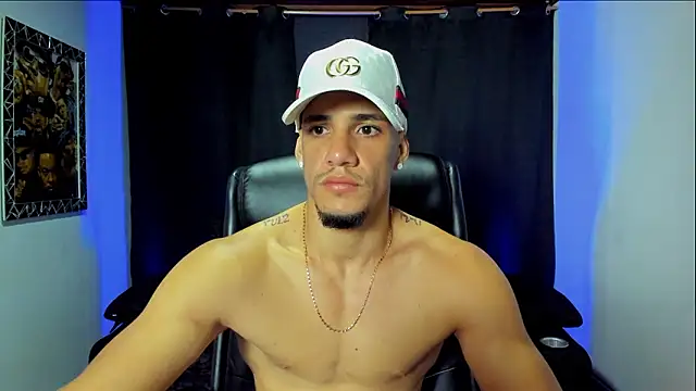 jhonnysnow17 online show from February 4, 2026, 4:40 am