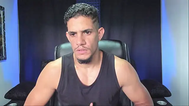 jhonnysnow17 online show from March 29, 2026, 10:10 pm