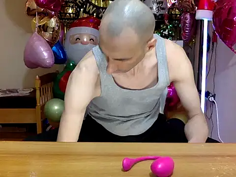 Snapshot of HandsomeAlfie chatting on February 13, 2026, 2:07 am HandsomeAlfie online show from February 13, 2026, 2:07 am