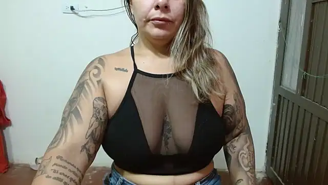 ChloexBigAss online show from December 14, 2025, 4:45 pm