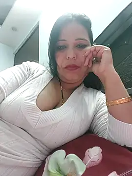 Poojabhabi101 online show from March 5, 2025, 5:50 am