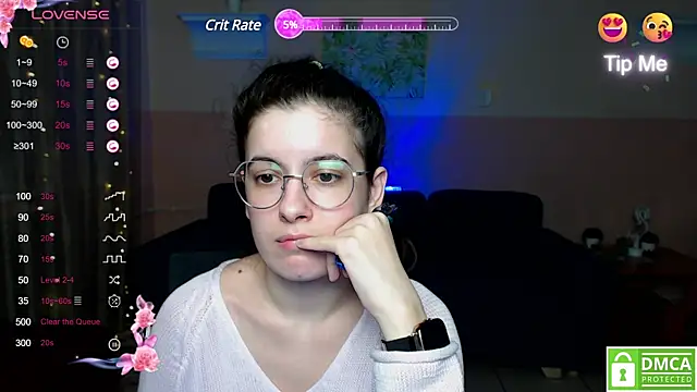 Aminabeatris online show from March 6, 2025, 12:41 pm