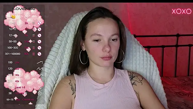 lil luna x online show from December 11, 2024, 5:37 pm