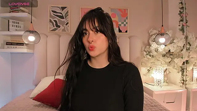 cute  cherry  online show from October 27, 2025, 9:19 pm