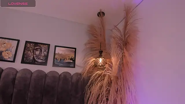 cute  cherry  online show from March 24, 2026, 8:14 pm