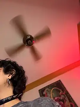 ZahaRoseee online show from March 28, 2026, 5:18 am