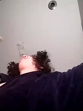 Snapshot of LiverandBrat77 chatting on February 7, 2025, 5:10 am LiverandBrat77 online show from February 7, 2025, 5:10 am