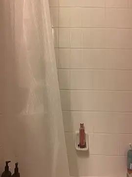 Snapshot of LiverandBrat77 chatting on November 6, 2025, 7:48 pm LiverandBrat77 online show from November 6, 2025, 7:48 pm