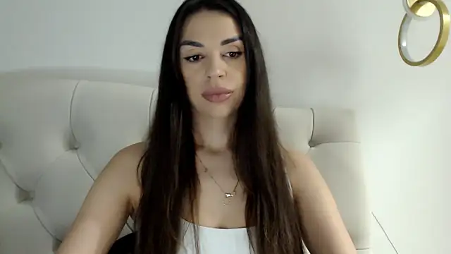 Mika Gold online show from February 13, 2026, 1:18 pm