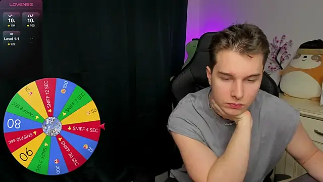 Vincent Strong online show from November 29, 2025, 2:31 pm