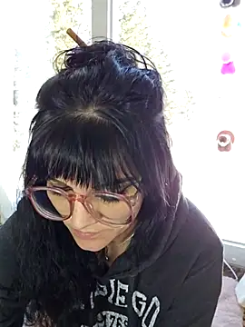 anyalikestosuck online show from February 12, 2025, 6:30 pm