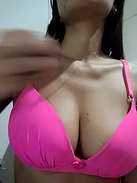 Snapshot of luz_94 chatting on April 27, 2026, 9:02 pm luz 94 online show from April 27, 2026, 9:02 pm
