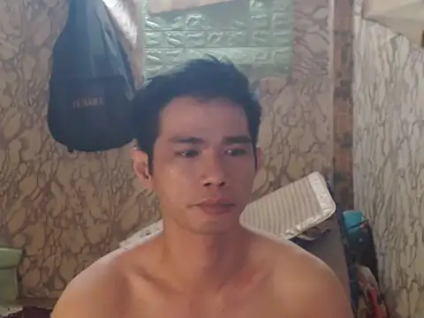 x0x-Philip-x0x online show from November 19, 2025, 12:10 am