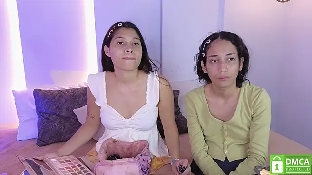 hot little bunny online show from November 9, 2025, 9:46 pm