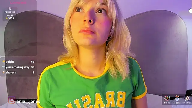 Ania jones online show from December 26, 2024, 11:24 pm