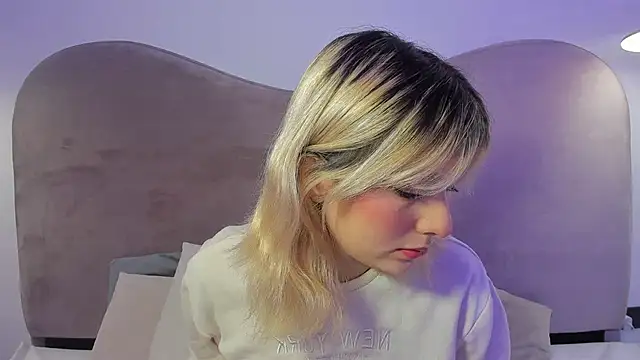 Ania jones online show from January 2, 2025, 8:24 pm