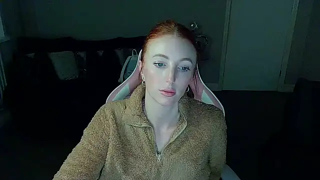 Red firesquirt online show from January 7, 2025, 10:52 pm