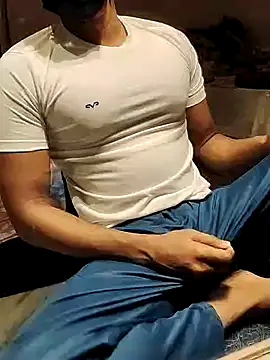 xxxhugedick0001 online show from February 25, 2025, 4:10 pm