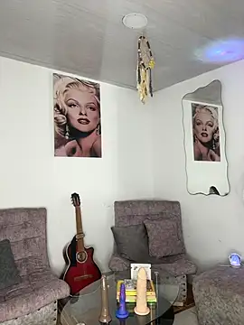 Mydreams69 online show from March 3, 2026, 4:07 am