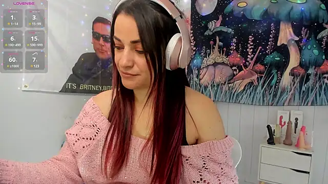 LovelyAzucena online show from March 12, 2025, 2:45 pm