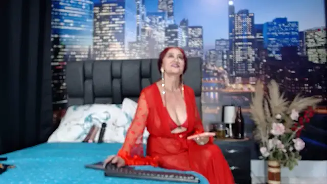 Lucy mature8 online show from February 13, 2026, 7:32 pm