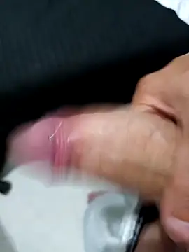 Dick69xxxxx online show from February 10, 2026, 11:31 pm