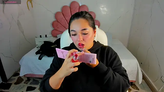 CelesteBrucee online show from February 22, 2026, 8:40 pm