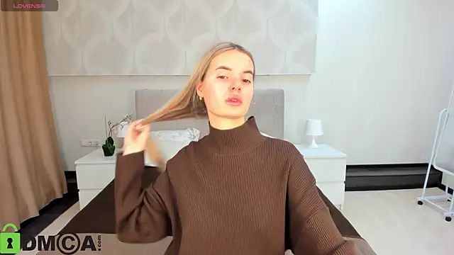 Donna Evans online show from November 25, 2025, 11:49 pm