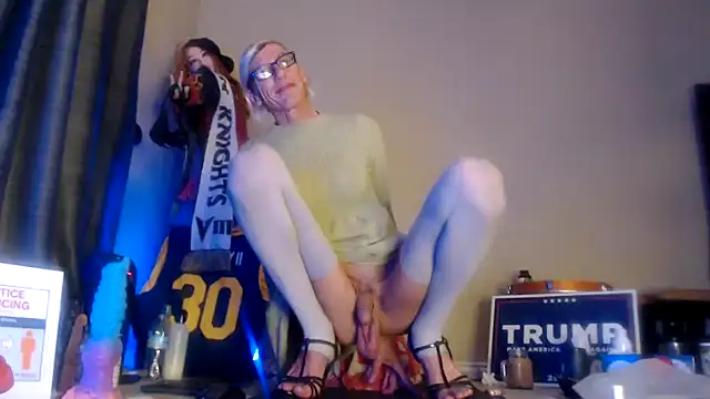 Snapshot of Taylorsexbot chatting on January 4, 2025, 3:29 am Taylorsexbot online show from January 4, 2025, 3:29 am