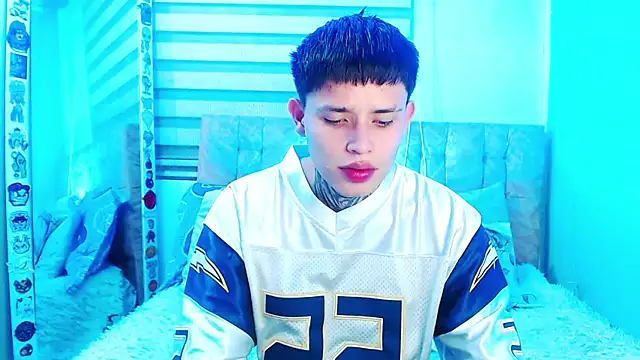  justinmoon2 online show from June 6, 2026, 5:01 am