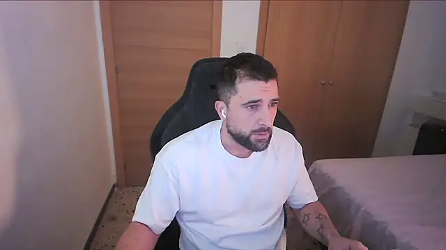 alex877x online show from December 14, 2025, 12:54 pm