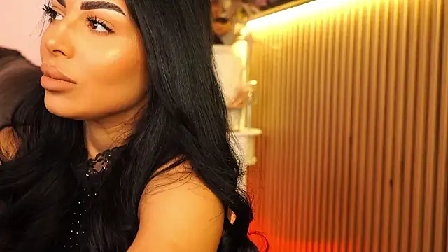 KimyBroox online show from February 19, 2026, 10:39 pm