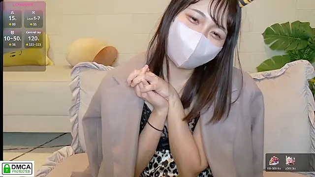 SUZU  online show from February 8, 2026, 1:25 pm