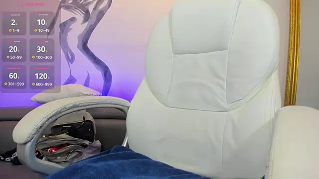 NiickyJones online show from February 18, 2025, 4:48 am