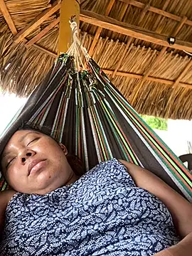 Dellyyymusic online show from April 2, 2026, 7:11 pm