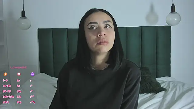 Im Maite online show from December 4, 2024, 4:10 am