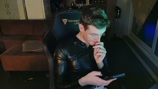 Str8boyy online show from December 16, 2024, 12:26 am