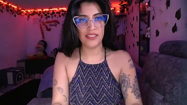 Snapshot of azahar__ziiz chatting on January 16, 2025, 1:58 am azahar  ziiz online show from January 16, 2025, 1:58 am