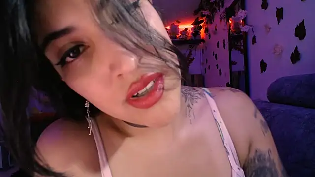 Snapshot of azahar__ziiz chatting on March 2, 2025, 12:32 pm azahar  ziiz online show from March 2, 2025, 12:32 pm