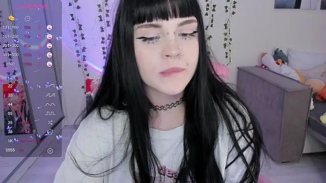 SelenaCute online show from March 13, 2025, 8:15 am