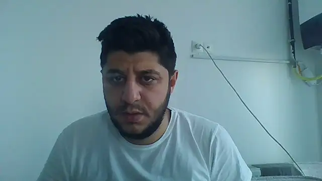 erkekkkadam online show from January 19, 2025, 5:15 am