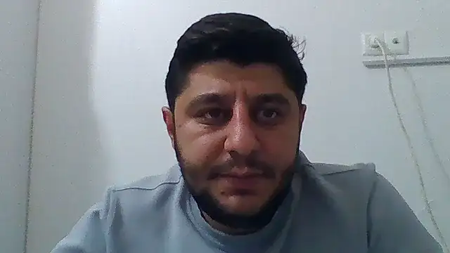 erkekkkadam online show from December 2, 2025, 1:33 am