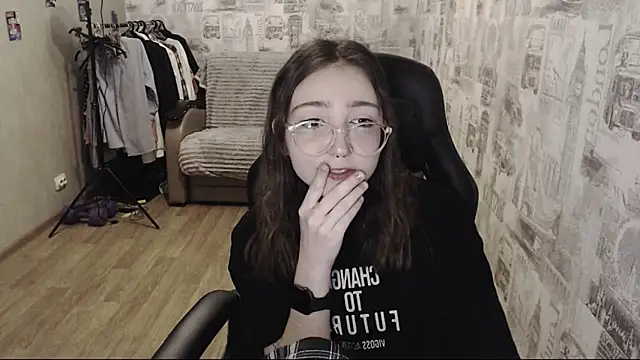 Snapshot of AmeliaKamishiro chatting on December 12, 2024, 3:05 pm AmeliaKamishiro online show from December 12, 2024, 3:05 pm