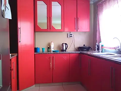 Malaika Nkosi online show from January 6, 2025, 12:13 pm