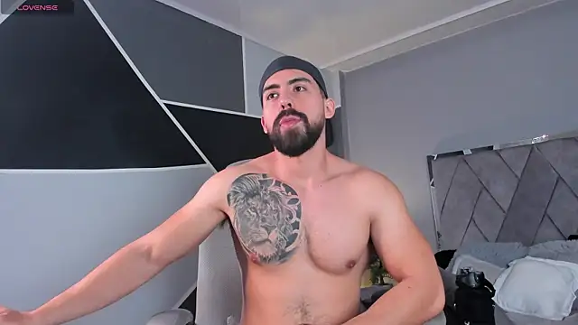 Snapshot of Markbrown chatting on December 10, 2024, 9:00 pm Markbrown online show from December 10, 2024, 9:00 pm