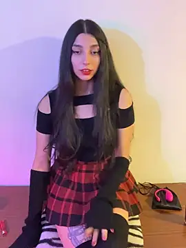 Felicia smok3 online show from December 18, 2025, 1:44 am